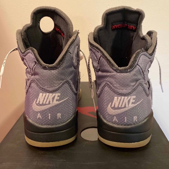 Off white Jordan 5 - Picture 4 of 7